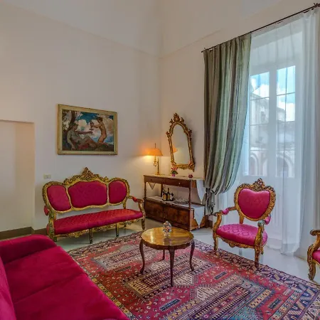 Dimora San Leucio Bed & Breakfast