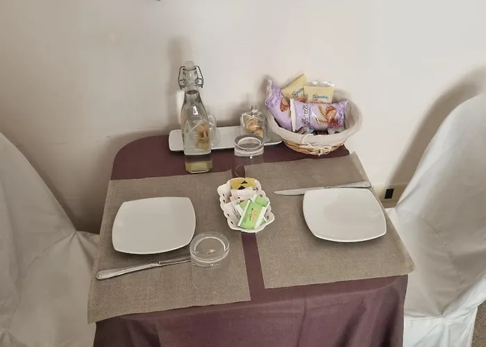 Dimora San Leucio Bed & Breakfast 3*