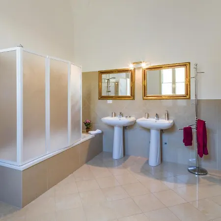 Dimora San Leucio 3*