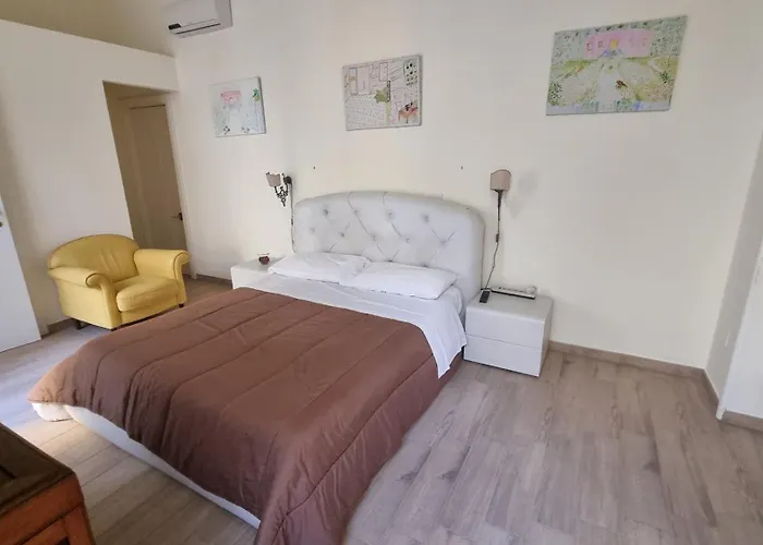 Bed & Breakfast Dimora San Leucio 4*